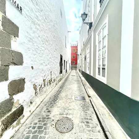 Atico Con Impresionantes Vistas Desde La Terraza, Freewifi En Corazon De